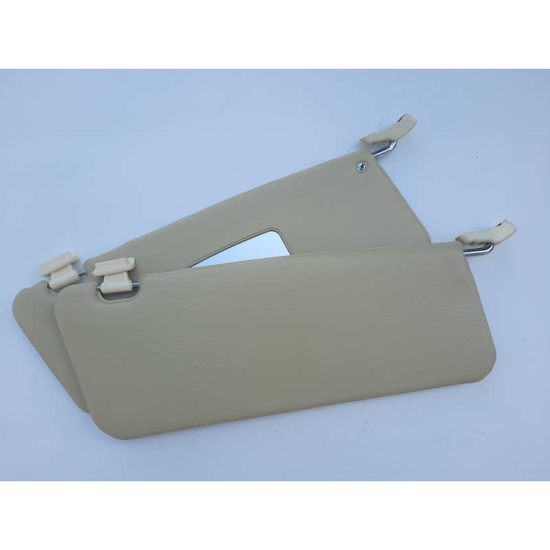 Sunvisors Creme set compleet -------Sale !!! ------- €289,- Now for €225,-