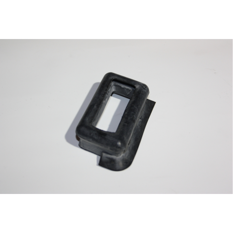 Rubber luchtinlaat deur links